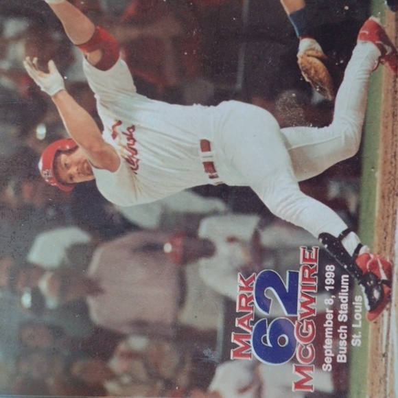 Photo file Mark McGwire BB Portrait - Picture 2 of 2